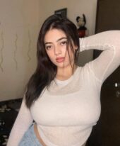 Navya Indian escort in Dubai